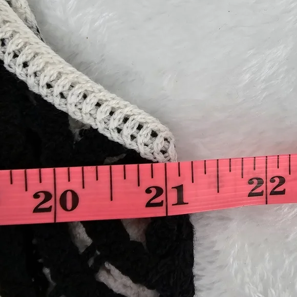 House of Harlow 1960 Black and White Open Knit Crochet Sleeveless Vest One Size - Picture 11 of 12